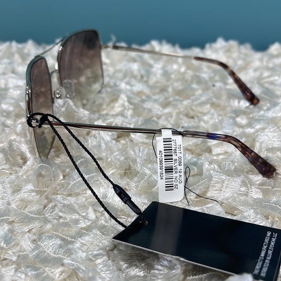 Kendall & Kylie Oversized Aviater Sunglasses - Picture 3 of 6